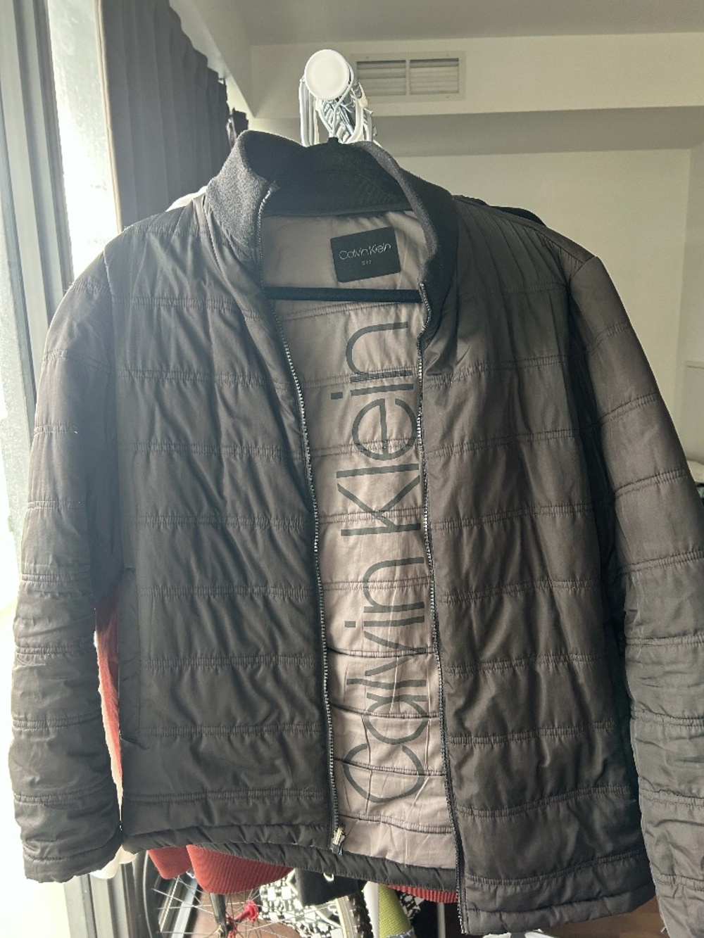 Calvin Klein Puffer Jacket (S)